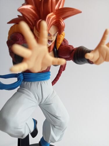 Gohan y Gogeta de 'Dragon Ball' por Banpresto