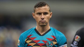 Paul Aguilar prefiere dejar de jugar a vestir la playera de Chivas