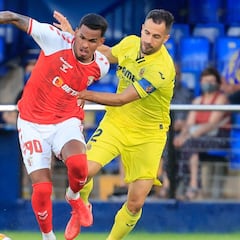 Aurier pone en peligro el récord histórico de Mario Gaspar