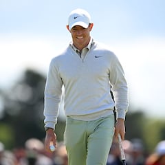 Rory Mcllroy mantiene su golpe de ventaja y se adjudica el torneo