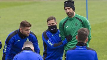 Diego López, que hoy cumple 250 partidos en Primera, recibirá a uno de sus exequipos.