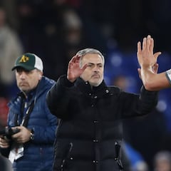 Mourinho llama a Ibrahimovic para volver a la Premier