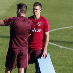 Atlético, primer madrugón y charla Simeone-Borré