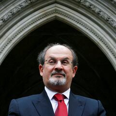 Atacante de Salman Rushdie será procesado por intento de asesinato