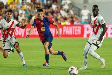 Luego de una gran acción colectiva, Raphinha le devolvió la pelota a Pedri para habilitarlo en el área.