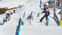 Julian Marino durante la competici&oacute;n de snowboard del Grandvalira Total Fight.