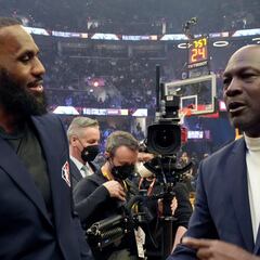 Insider reveals how Michael Jordan stopped LeBron James from joining the Bulls