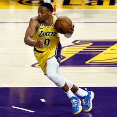 Westbrook toca fondo y los Lakers mejoran