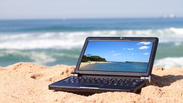 Consejos para que el portátil no se sobrecaliente viendo series en verano