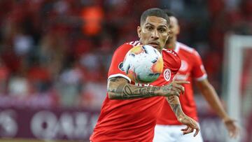 Guerrero presenta problemas en rodilla operada