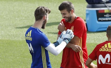 Sergio Ramos: "Piqué has always been a shining example for Spain"