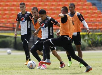 Medellín prepara su juego del día sábado ante Rionegro