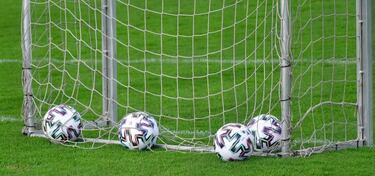 Rozada divide su plantilla en grupos equilibrados por si aparece otro positivo