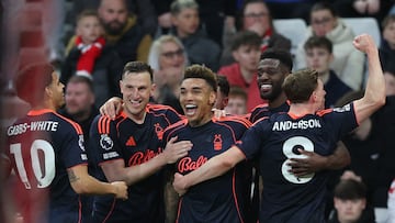 Goleada del Forest; condena al Tottenham