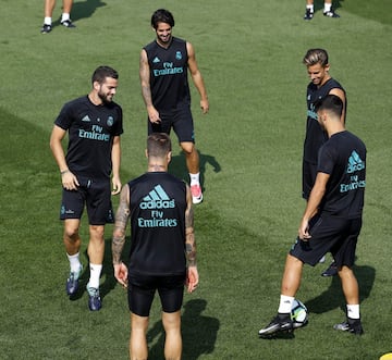 El Madrid prepara la visita del Levante