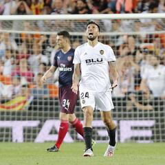 Valencia: Garay se rompe y tiene muy difícil estar en Zorrilla