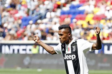 Según el diario Tuttosport, el Madrid podría proponerle un intercambio al conjunto juventino Marcelo - Alex Sandro. 