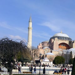 Neither Paris nor New York: This was the most visited city in the world in 2024, and it’s located on two continents at once