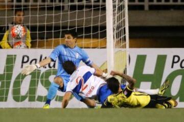 San Luis y Universidad Católica se enfrentaron en la cancha del Lucio Fariña de Quillota. 