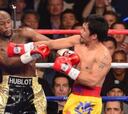 Floyd Mayweather gana el combate del siglo a los puntos