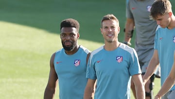 Lemar y Azpilicueta, en un entrenamiento del Atlético.