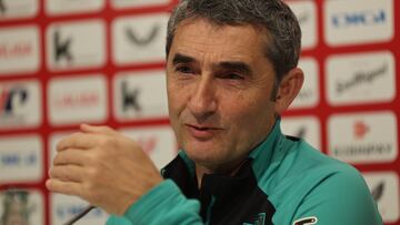 LEZAMA (BIZKAIA), 07/02/2025.- El entrenador del Athletic Club, Ernesto Valverde, este viernes atiende a los medios de comunicación como previa al partido liguero del sábado ante el Girona en San Mamés. EFE/Luis Tejido