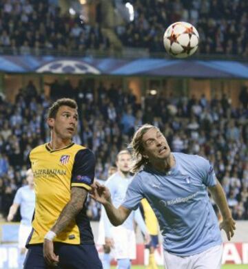 Mario Mandzukic y Markus Halsti.