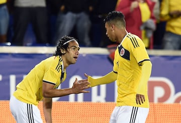 El delantero y el volante de creación alcanzaron a compartir 643 minutos en 16 partidos, cuatro de ellos en Copa América (2 en 2015 y 2 en 2019).