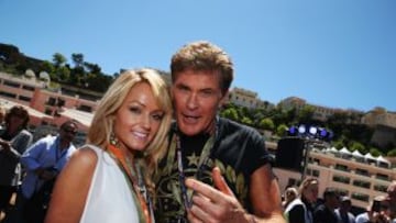 David Hasselhoff y su novia Hayley Roberts.