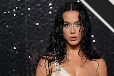Katy Perry posa en la alfombra roja de los MTV Video Music Awards.