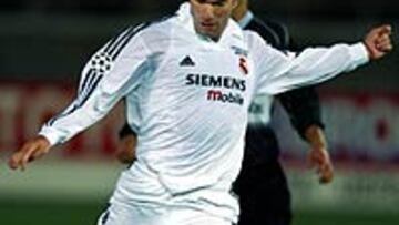 <b>SE CUMPLEN LOS PLAZOS DEL "CRACK".</b> Zidane va consiguiendo títulos al ritmo esperado, una de las causas por las que se decidió a venir al Real Madrid.