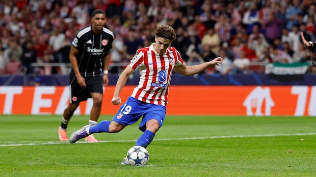 Julián Alvarez pulveriza a João Félix