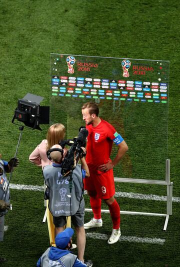 Harry Kane, MVP del partido, ews entrevistado al final del encuentro.