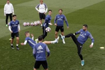 Último entrenamiento del Madrid antes de recibir al Sevilla