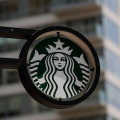 US restaurant opening hours on July 4th: Starbucks, McDonalds, Taco Bell...