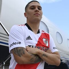 ¿Por qué Juanfer Quintero sigue sin firmar su contrato con River?