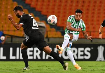 Nacional clasificó a la fase de grupos de la Copa Libertadores tras vencer a Libertad y estará en el grupo de  Nacional de Uruguay, Universidad Católica de Chile y Argentinos Juniors de Argentina.