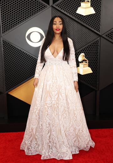 Kaitlen Howard posa en la alfombra roja de los Grammys 2024 celebrados en el Crypto.com Arena situado en la ciudad de Los Ángeles, en California.