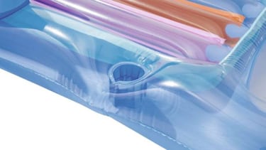 Tenemos la colchoneta hinchable ideal para disfrutar del verano