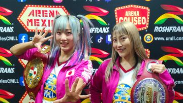 Sumika y Sayaka posan para la lente de AS México.