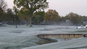 Temperatures dropped in Upstate New York early Thursday morning. With temperatures in the 40sFº, a layer of frost covered the course delaying play.