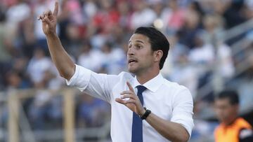 San José reveló su preocupación por jugar en pasto sintético