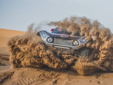02/10/18 AUTOMOVILISMO PRESENTACION MINI DAKAR 2019 Cyril Despres (FRA) performs aboard the X-raid MINI JCW in Erfoud , Morocco on September 23, 2018 // Flavien Duhamel/Red Bull Content Pool // AP-1X2MUMH7S1W11 // Usage for editorial use only // Please go