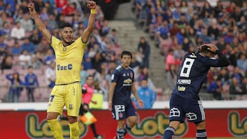 Futbol, Universidad de Chile vs Universidad de Concepcion.
Undecima fecha, campeonato 2018
El jugador de Universidad de Concepcion Luis Riveros celebra despues de convertir un gol contra Universidad de Chile durante el partido de primera division disput