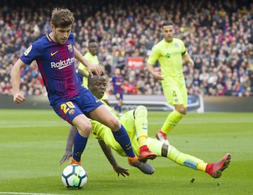 Sergi Roberto ante Amath.