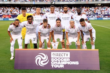 El once inicial del Milan. 