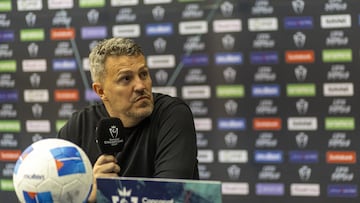 Oscar Garcia head coach of Guadalajara during the round one first leg match between Cibao FC and Guadalajara as part of the CONCACAF Champions Cup 2025, at Cibao FC Stadium on February 06, 2025 in Santiago de los Caballeros, Dominican Republic.