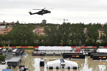 Las inundaciones de la región italiana de Emilia Romaña están dejando numerosos destrozos pero lo peor son los al menos nueve muertos y las 13.000 personas evacuadas. No se ha librado el circuito de Imola que acogía este fin de semana el Gran Premio de Fórmula 1, finalmente suspendido. 