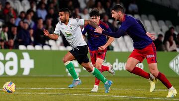 Juergen Elitim, del Racing, frente al Albacete en El Sardinero.