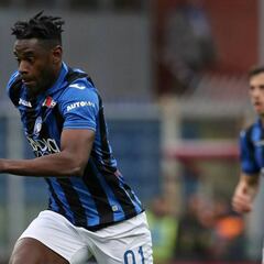 Duván Zapata, en la mira del Chelsea que espera la apelación